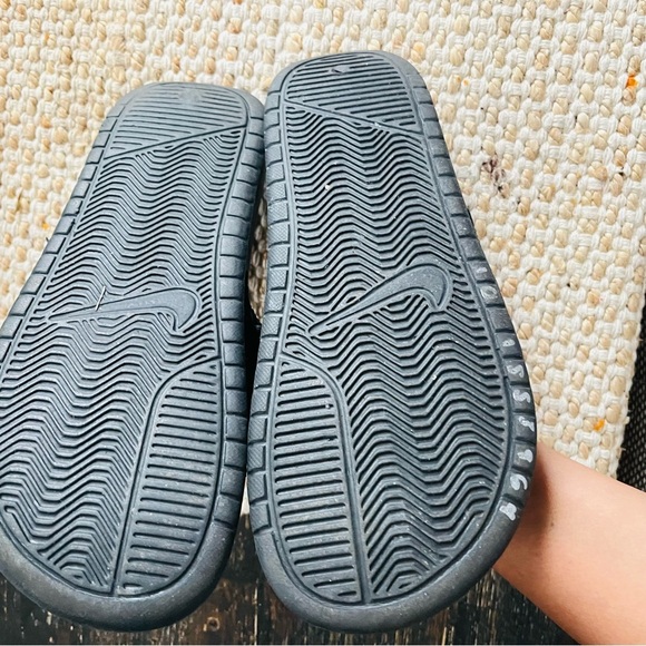 Nike Black Textured Slide Sandals - Picture 5 of 5